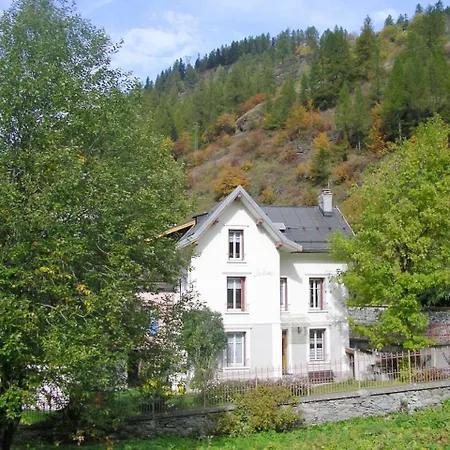 Cosy In Near The Area